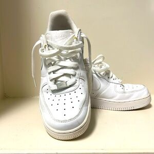 Ladies Nike Air Jordan Low Tops